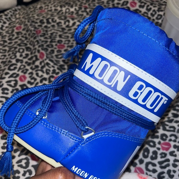 Kids Moonboots - Picture 1 of 1